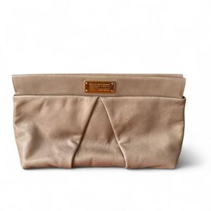 Marc by Marc Jacobs Workwear taupe Leather Envelope Clutch